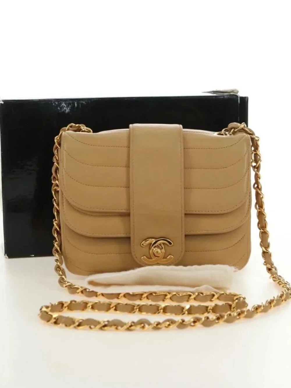 CHANEL Chain Shoulder Bag Lamb Skin Beige Gold CC Auth 182904SAV